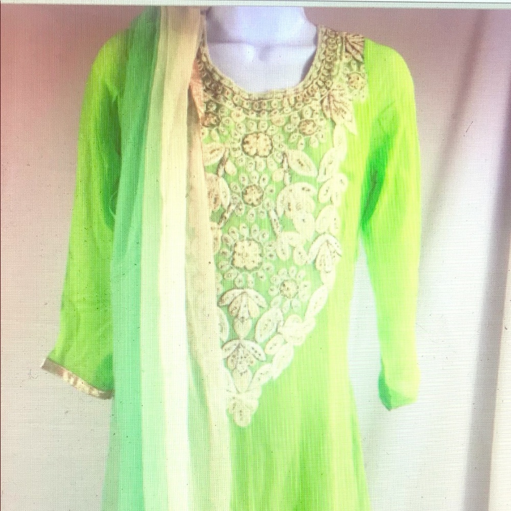 Bollywood style Indian ethnic green Anarkali suit